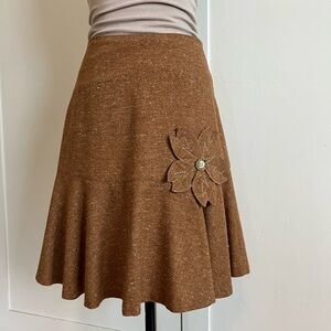 Donna & Toots Thick Cotton Skirt with Flower Appliqué